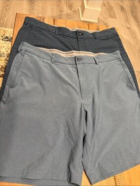 2 pairs of Walter Hagen golf shorts. Size 40.
